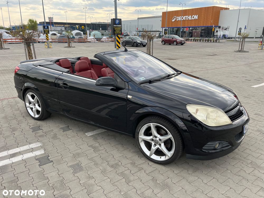 Opel Astra 1.6 Turbo Cosmo - 5