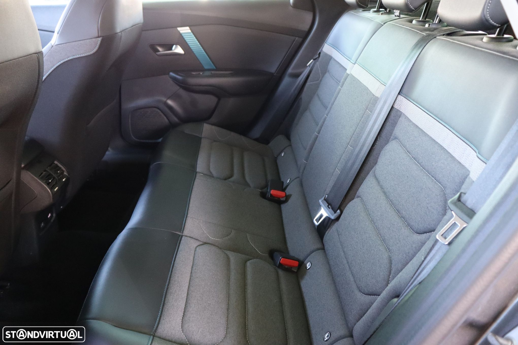 Citroën e-C4 50 kWh Live Pack - 17