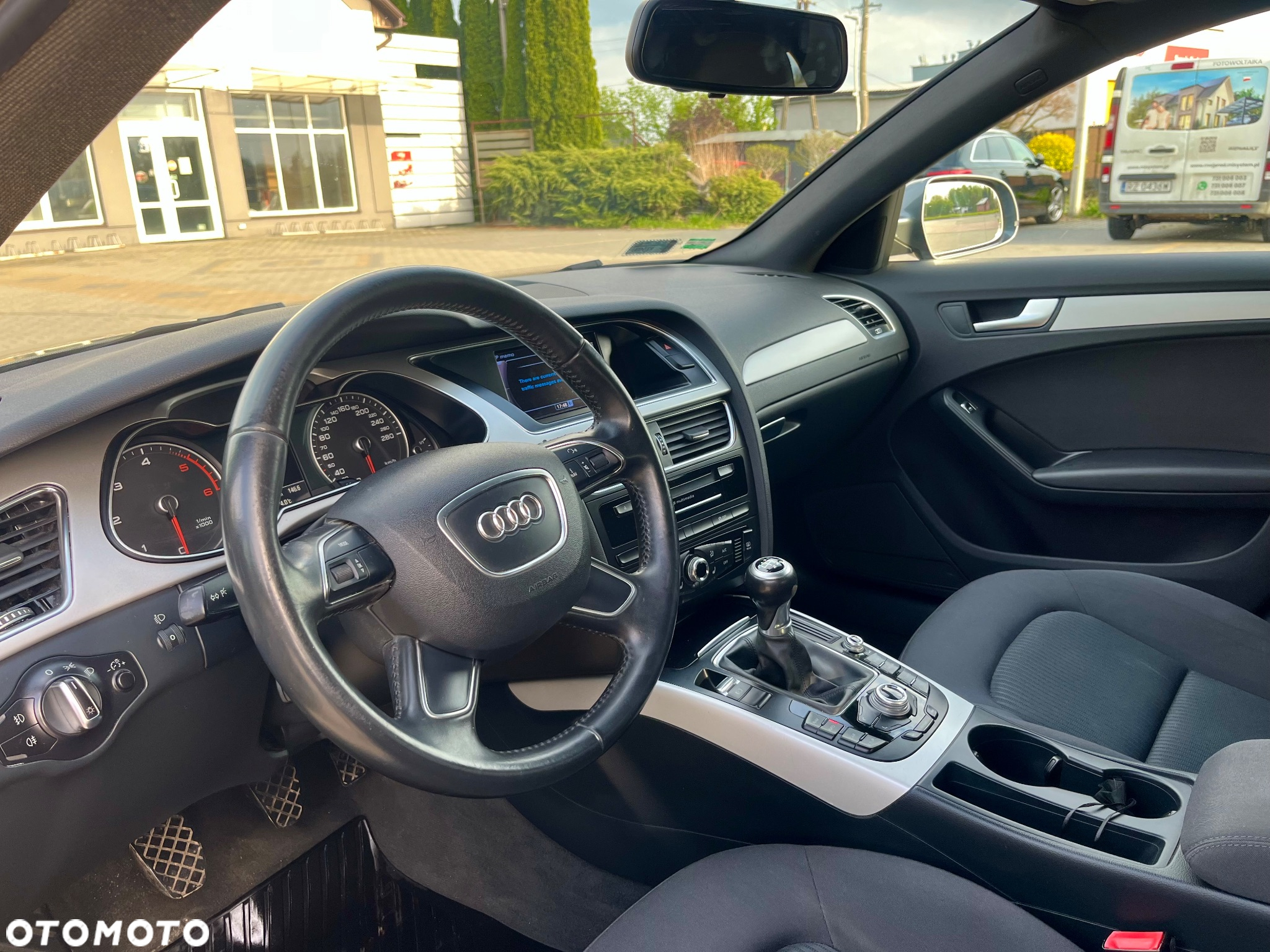 Audi A4 Avant 2.0 TDI DPF Ambiente - 9
