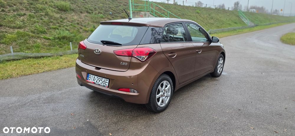 Hyundai i20 1.2 YES Silver - 8