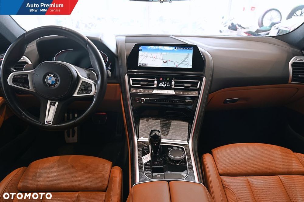 BMW Seria 8 840d xDrive mHEV - 13