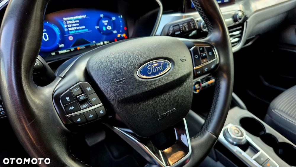 Ford Kuga - 27