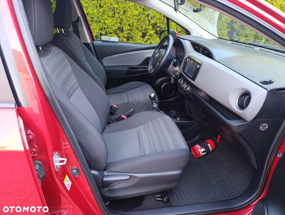 Toyota Yaris 1.33 Premium - 21