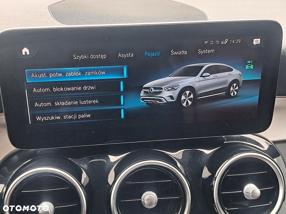 Mercedes-Benz GLC - 28
