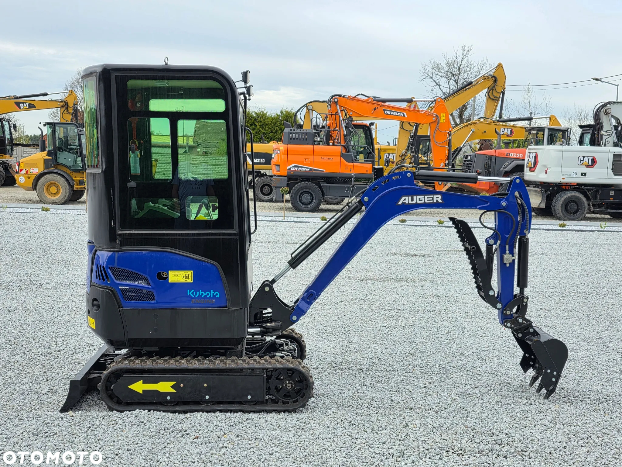Kubota NOWA MINIKOPARKA AUGER HT 18, SILNIK KUBOTA, 3 ŁYŻKI - 12