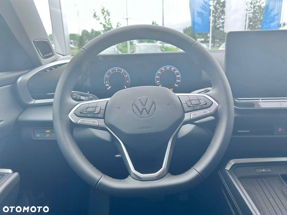 Volkswagen T-Roc - 23