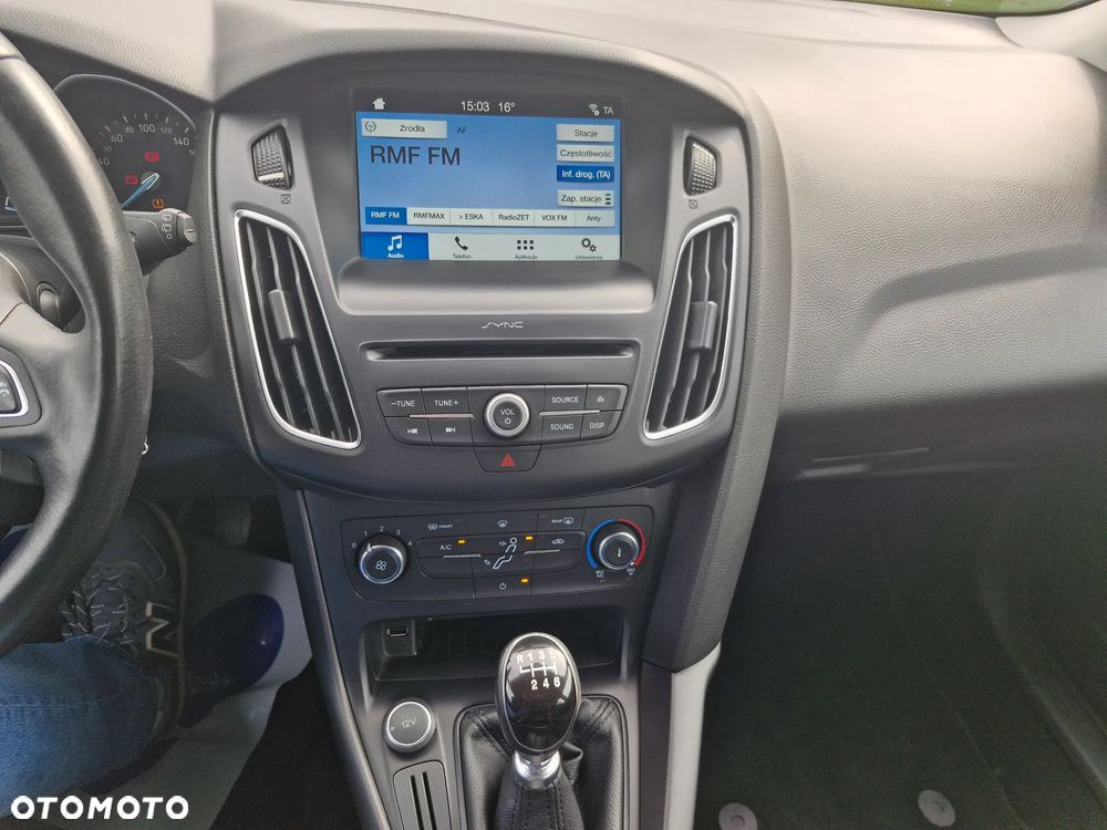 Ford Focus 1.5 TDCi SYNC Edition - 11