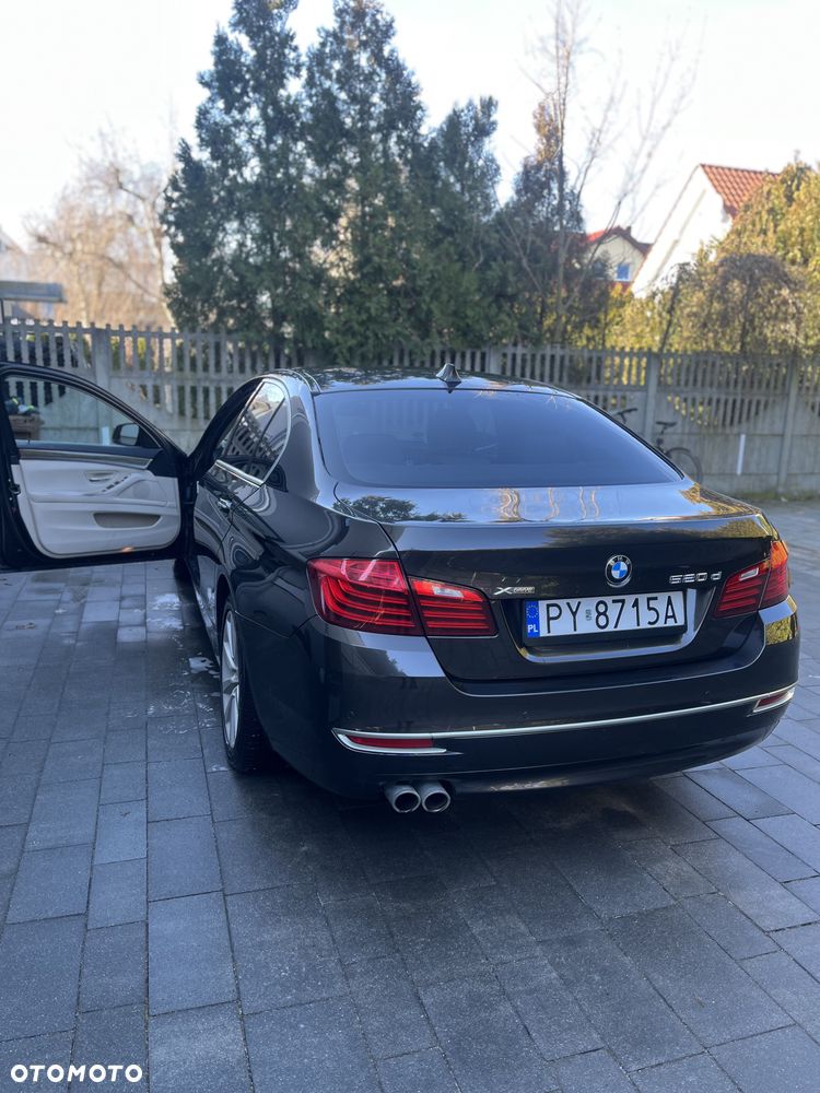 BMW Seria 5 520d xDrive Modern Line - 2