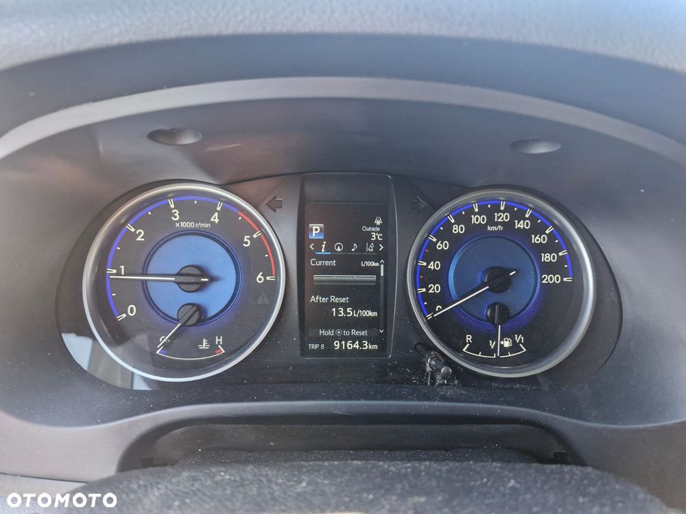 Toyota Hilux 4x4 Double Cab Autm S&S Executive - 17