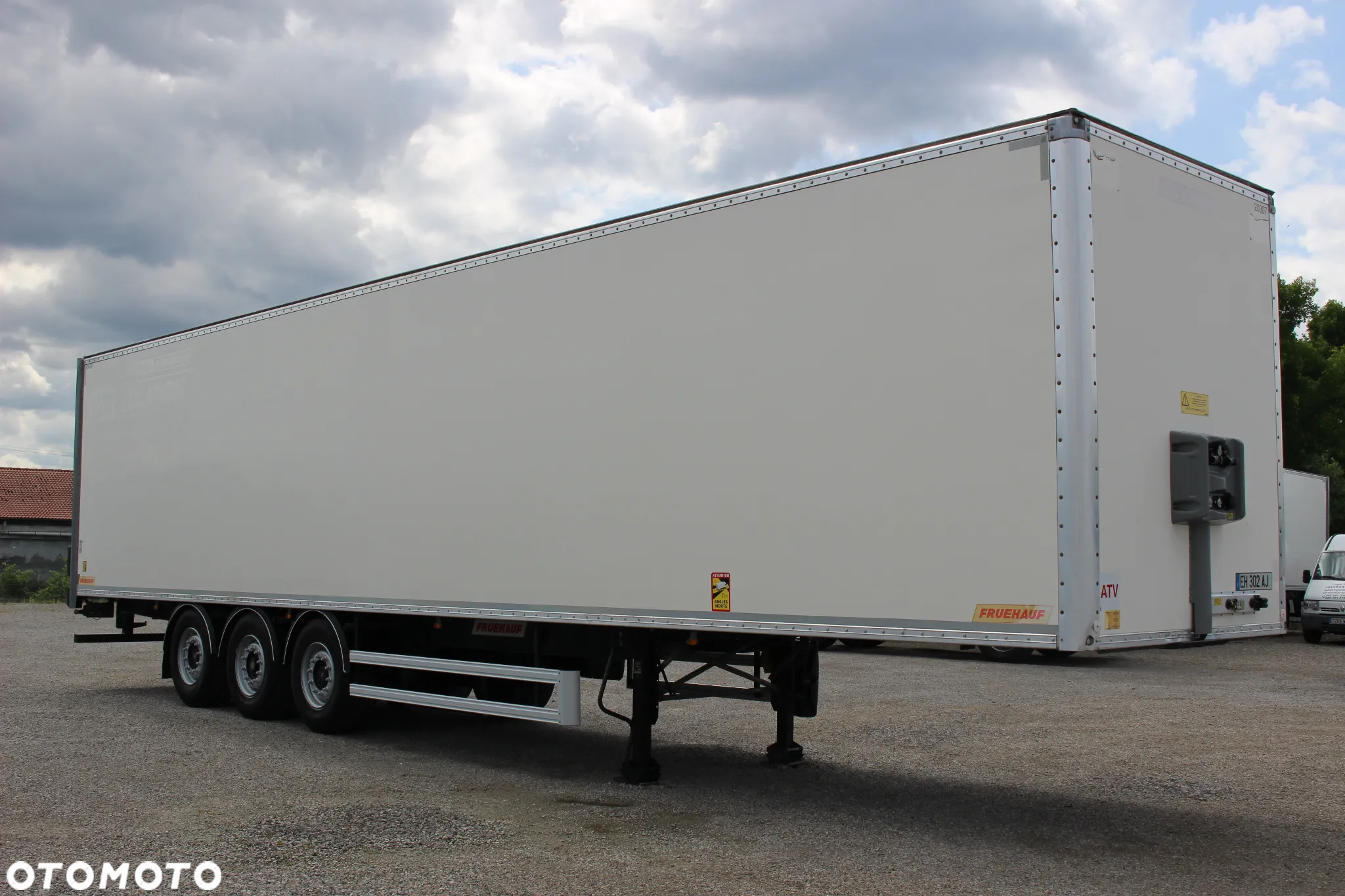 Fruehauf KONTENER /OŚ PODNOSZONA/Doppelstock/ OSIE SAF/ *SERWIS FR*/IDEALNY STAN / - 12