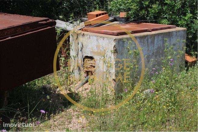 Terreno com 600 m2, situado em Campina (Loulé) - Grande imagem: 2/8