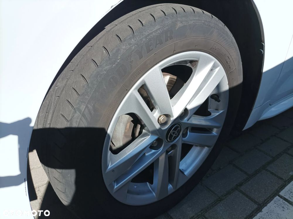 Toyota Corolla 1.8 Comfort - 23