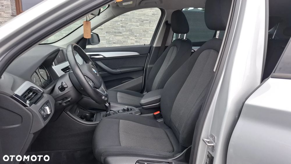BMW X1 sDrive18i Advantage - 25