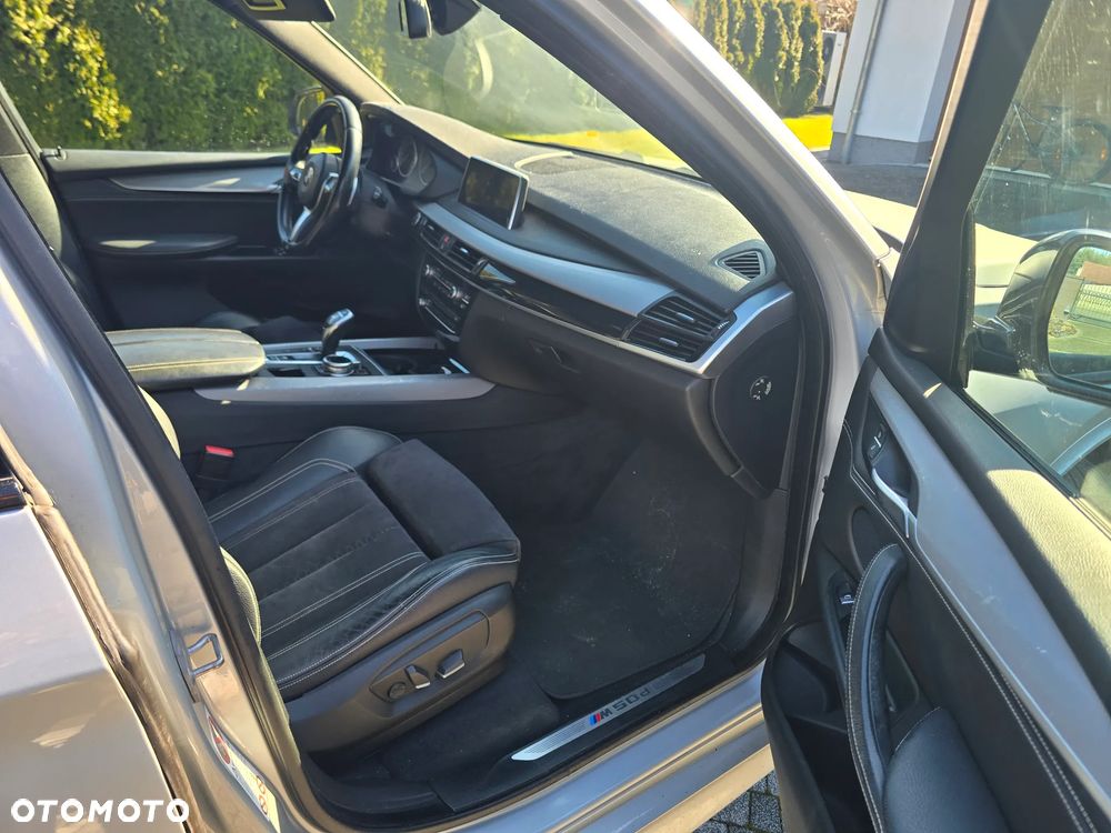 BMW X5 M M50d - 13