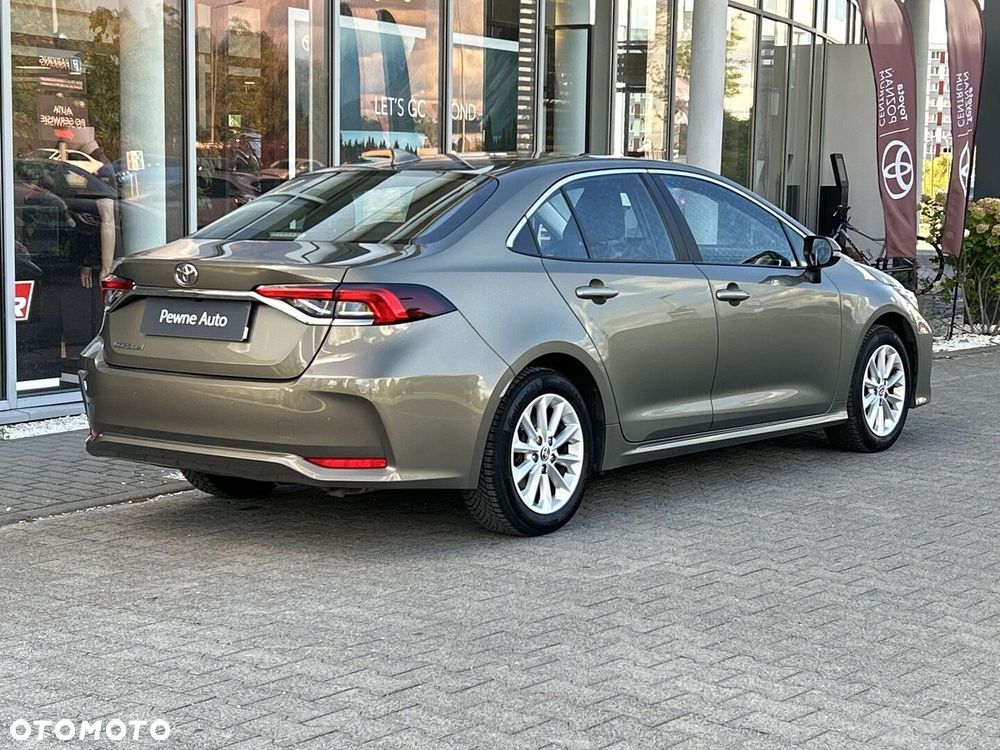 Toyota Corolla - 5