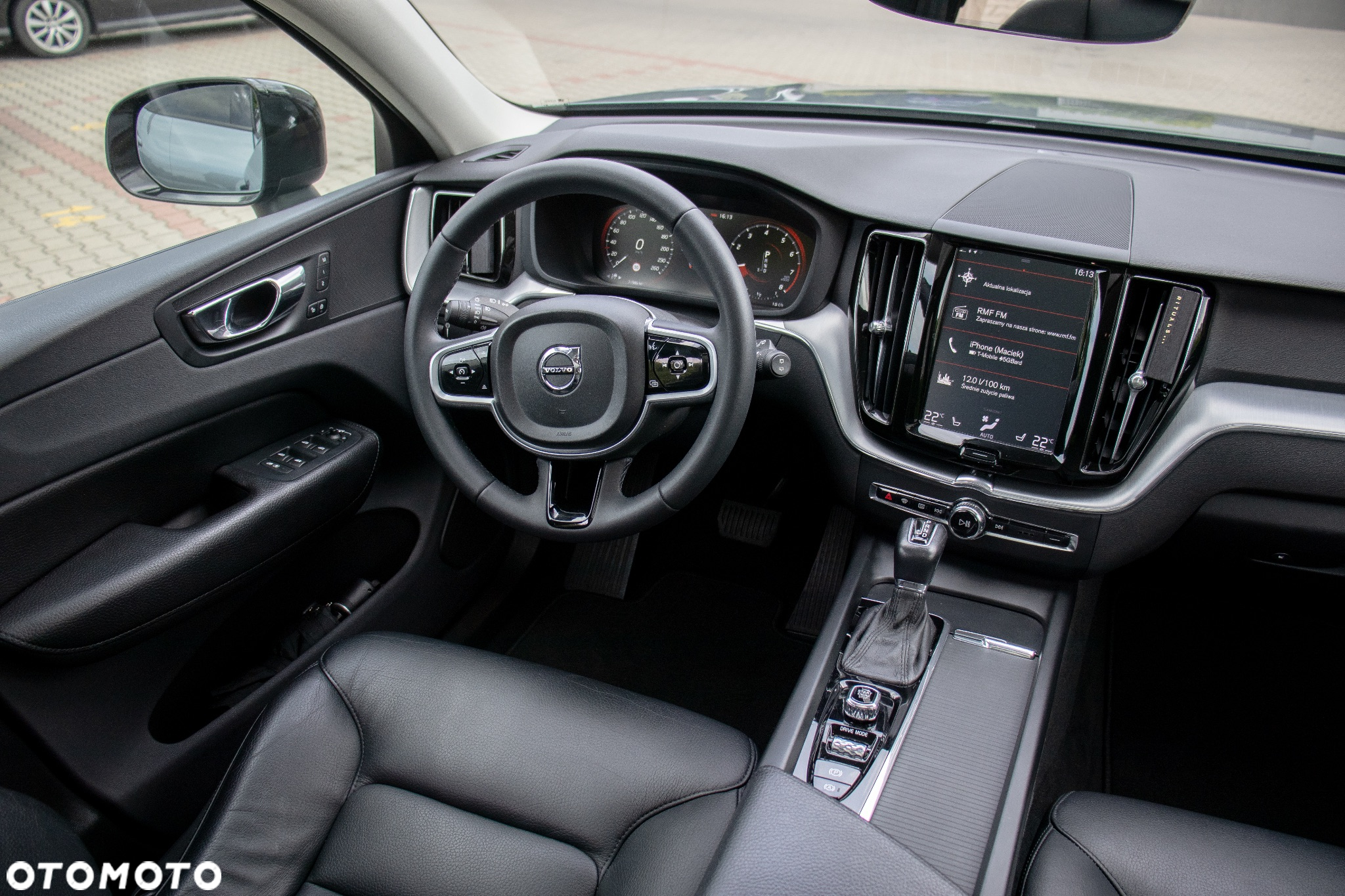Volvo XC 60 T6 AWD Geartronic Momentum - 14