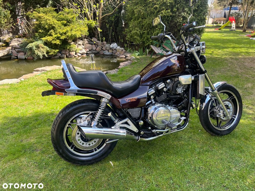 Honda VF - 3