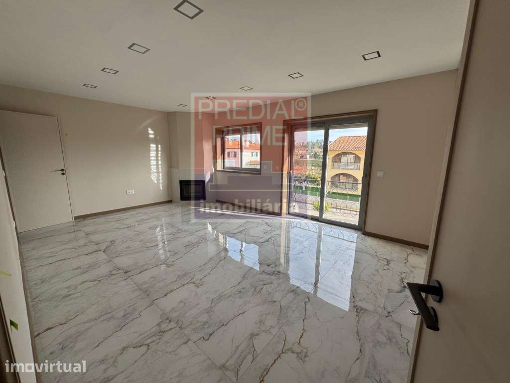 ANDAR MORADIA TOTALMENTE RENOVADA - Grande imagem: 2/10