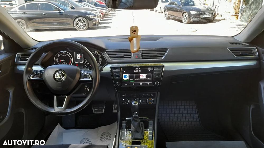 Skoda Superb Combi 2.0 TDI DSG Style - 36