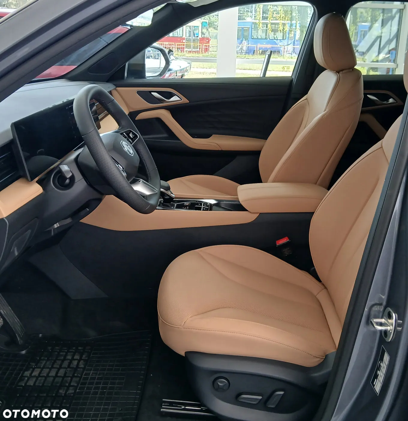 MG HS 1.5 T-GDI Exclusive DCT - 10