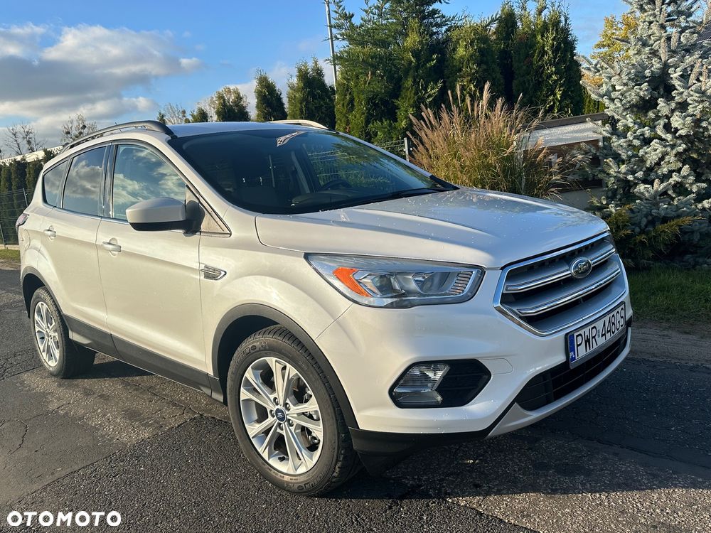 Ford Kuga 1.5 EcoBoost 4WD Titanium - 10