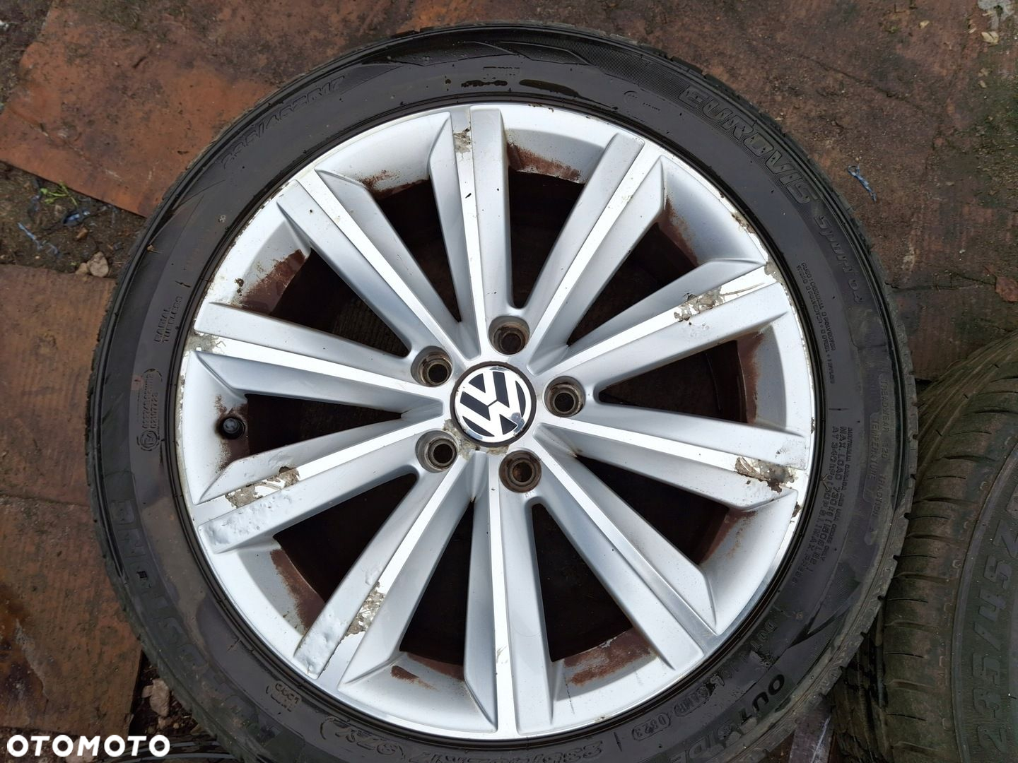 VW PASSAT B7 KOŁA 17 FELGI ALUMINIOWE 3AA601025F ET47 7,5Jx17 OPONY - 5