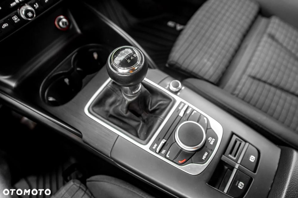 Audi A3 Sportback 2.0 TDI quattro S line Sportpaket - 38