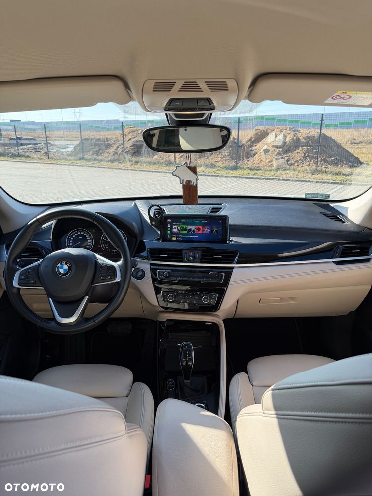 BMW X1 sDrive18i Sport Line - 26