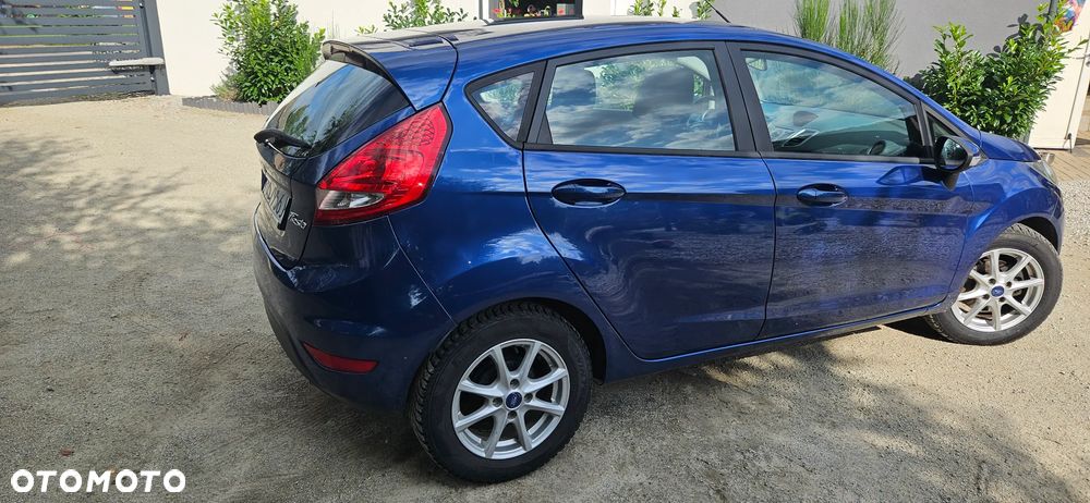 Ford Fiesta 1.4 TDCi Ambiente - 10