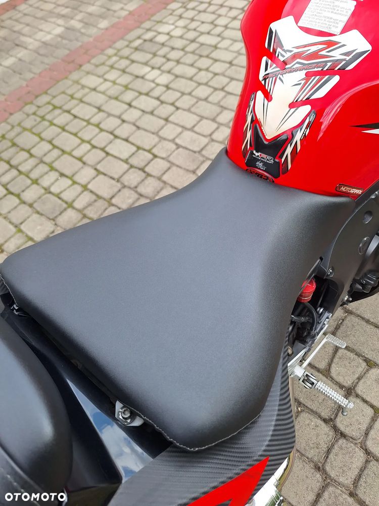 Yamaha YZF - 14