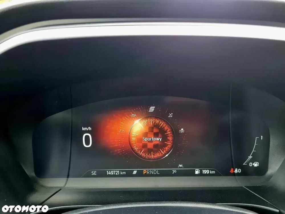 Ford Kuga 2.0 EcoBlue 4x4 TITANIUM - 21