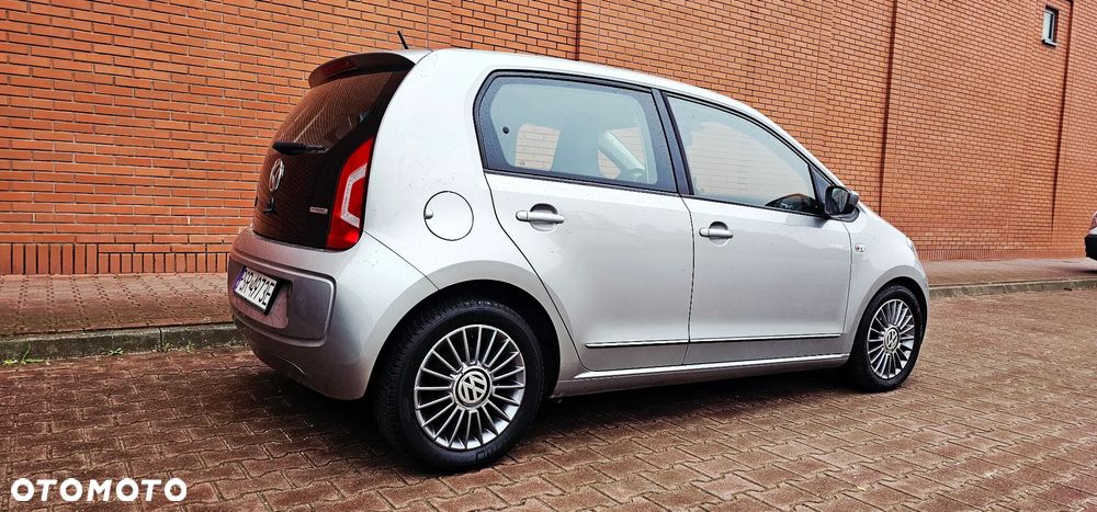 Volkswagen up! club - 26