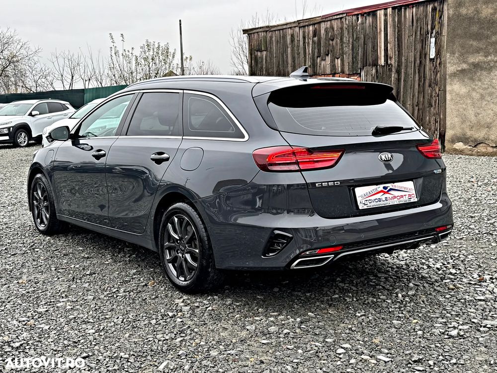 Kia Ceed SW 1.6 GDI DCT OPF Plug-in-Hybrid Spirit - 31
