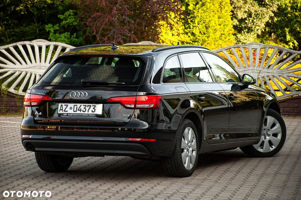 Audi A4 Avant 2.0 TDI - 20