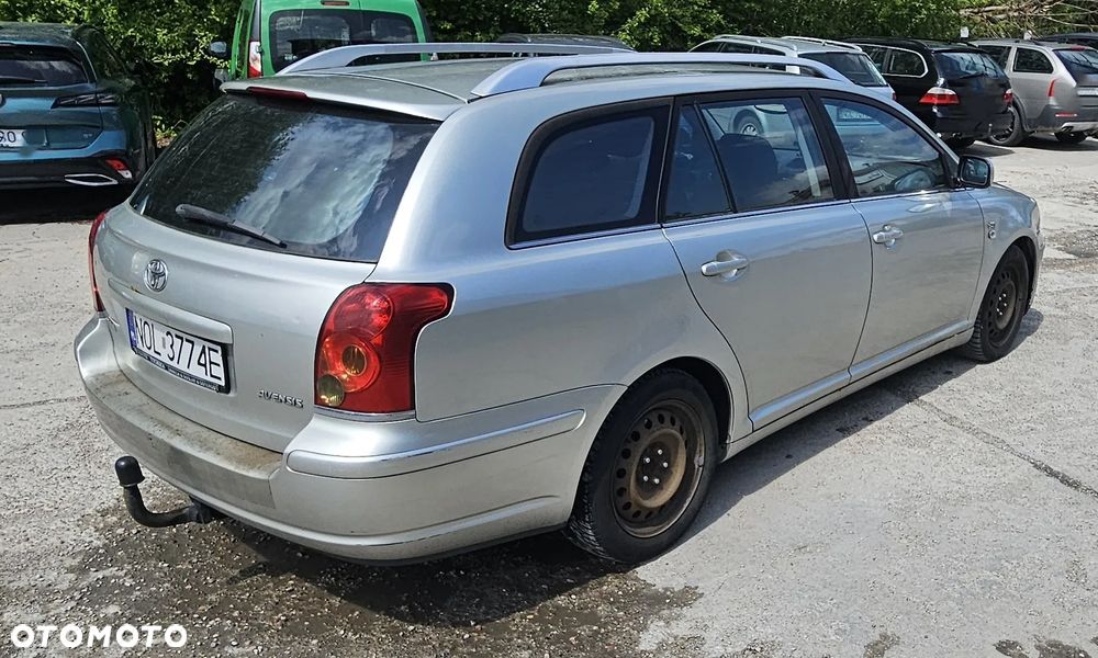 Toyota Avensis 2.0 D-4D Sol - 3