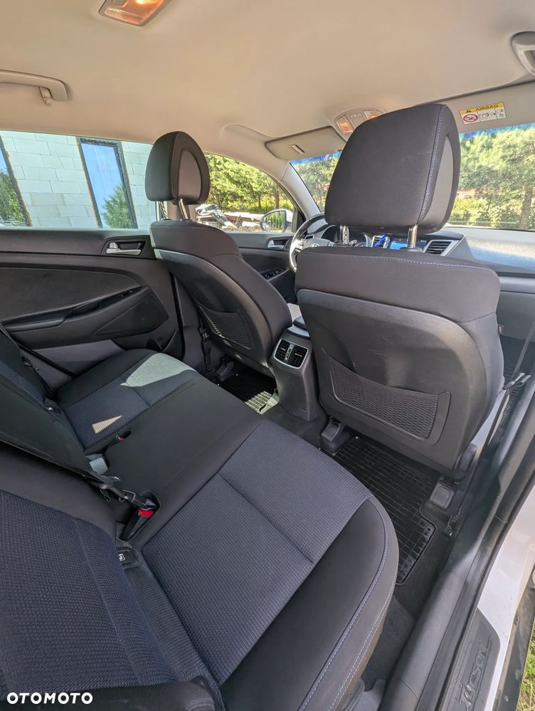 Hyundai Tucson 1.7 CRDI BlueDrive Style 2WD - 7