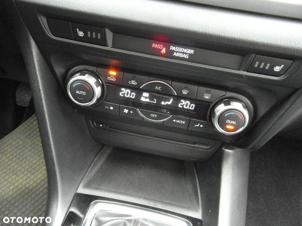 Mazda 3 SKYACTIV-G 120 Urban Limited - 28