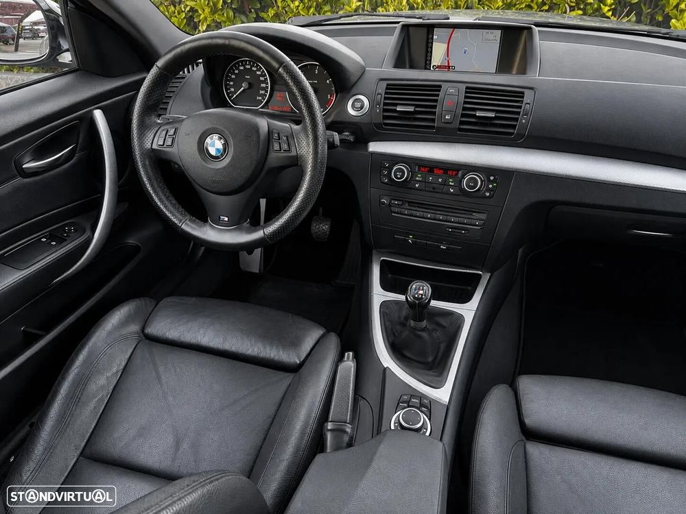 BMW 118 d Pack M - 7