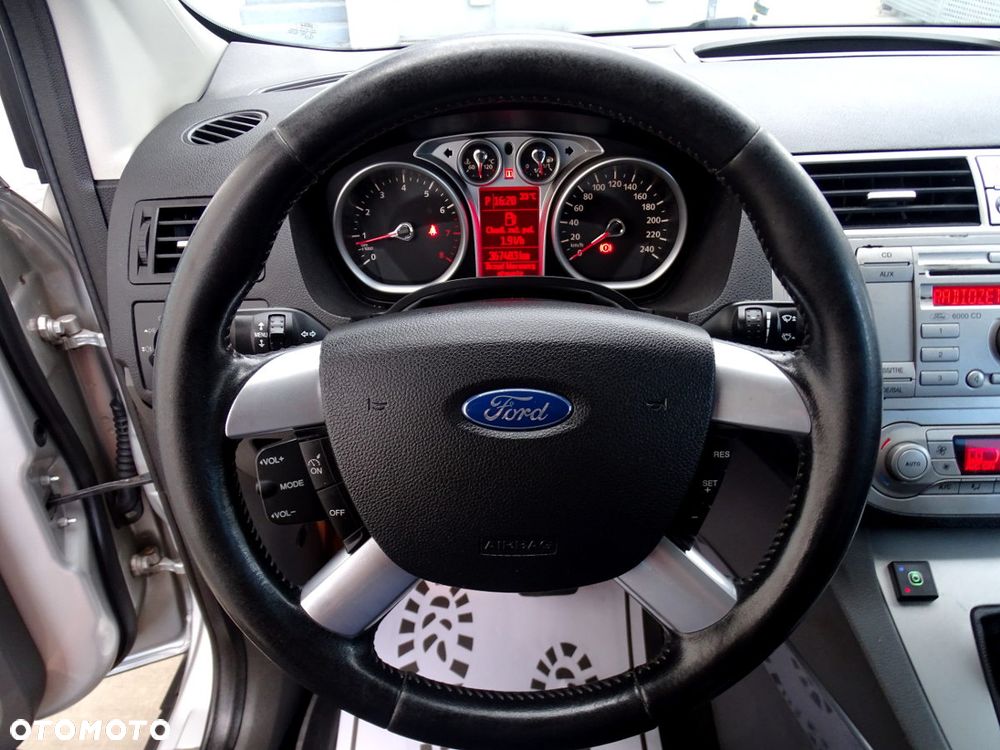 Ford Kuga 2.5 4x4 Trend - 16