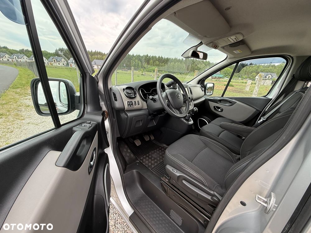 Nissan NV300 L2H1 2,9dCi (9-Si.) Premium - 12