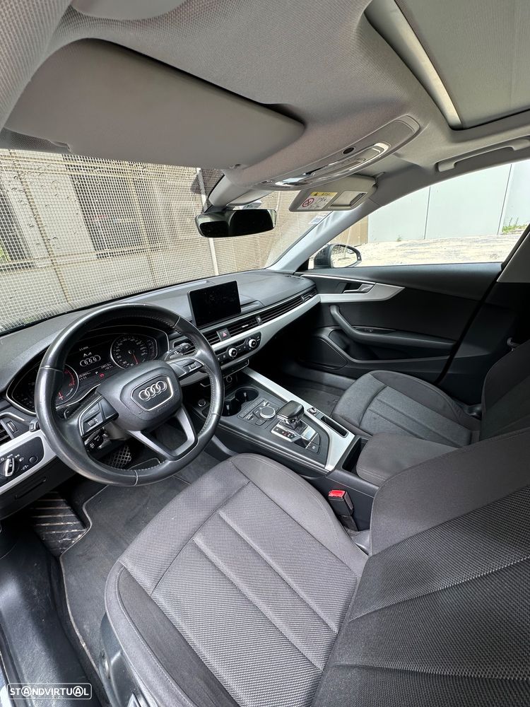 Audi A4 Avant 2.0 TDI Advance S tronic - 8