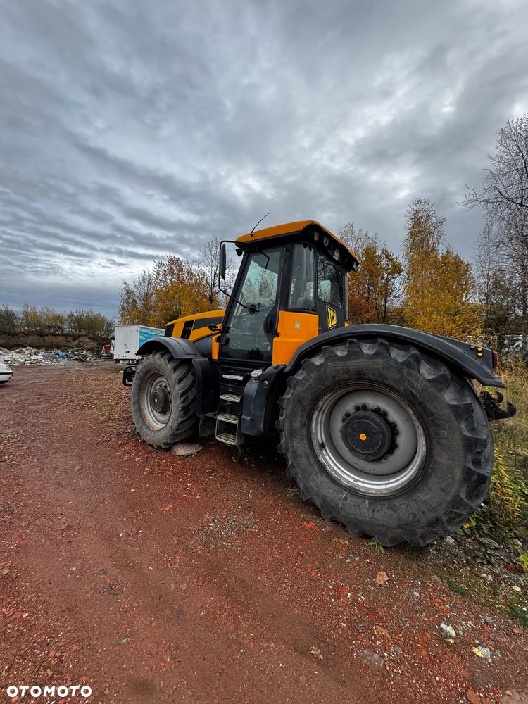 JCB Fastrack 8250 - 2