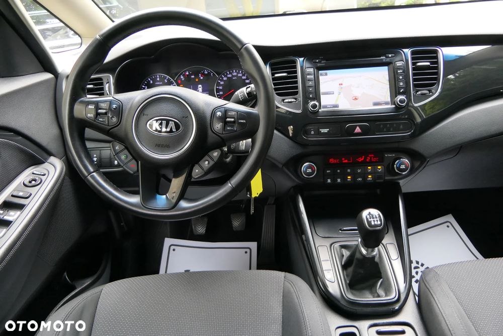 Kia Carens 1.6 GDI L 7os - 3