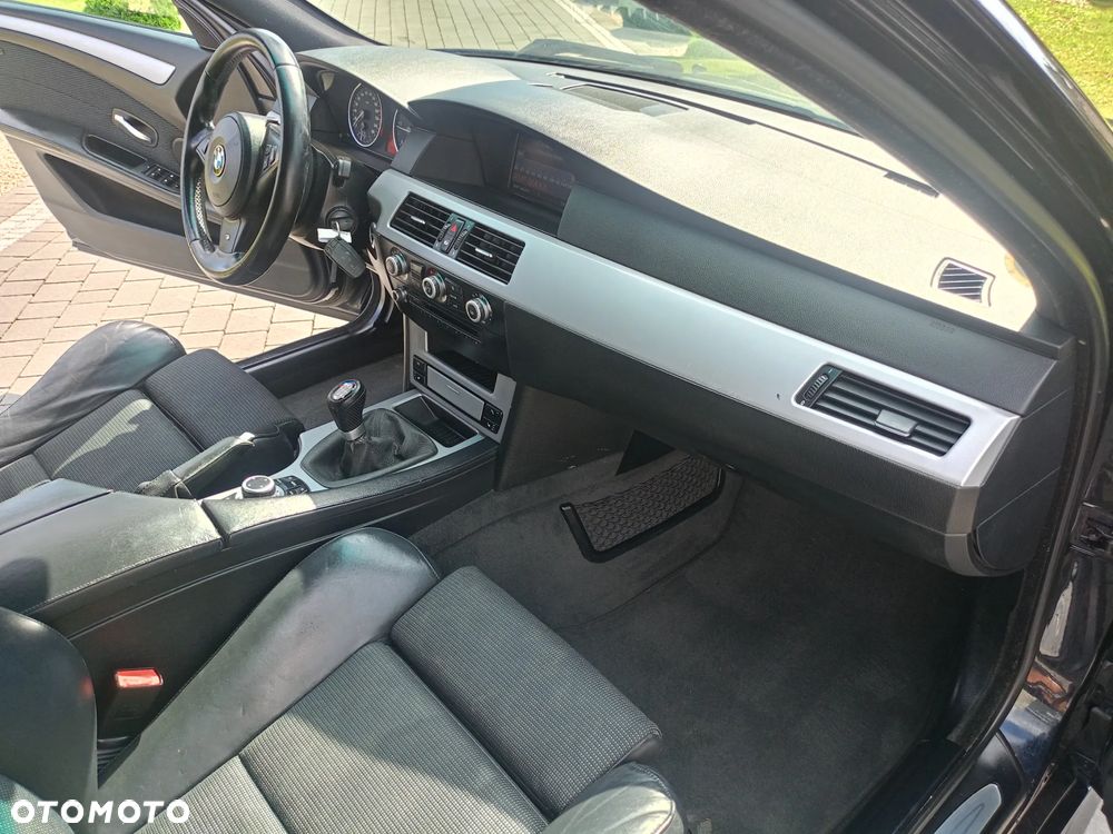 BMW Seria 5 520d Edition Sport - 27