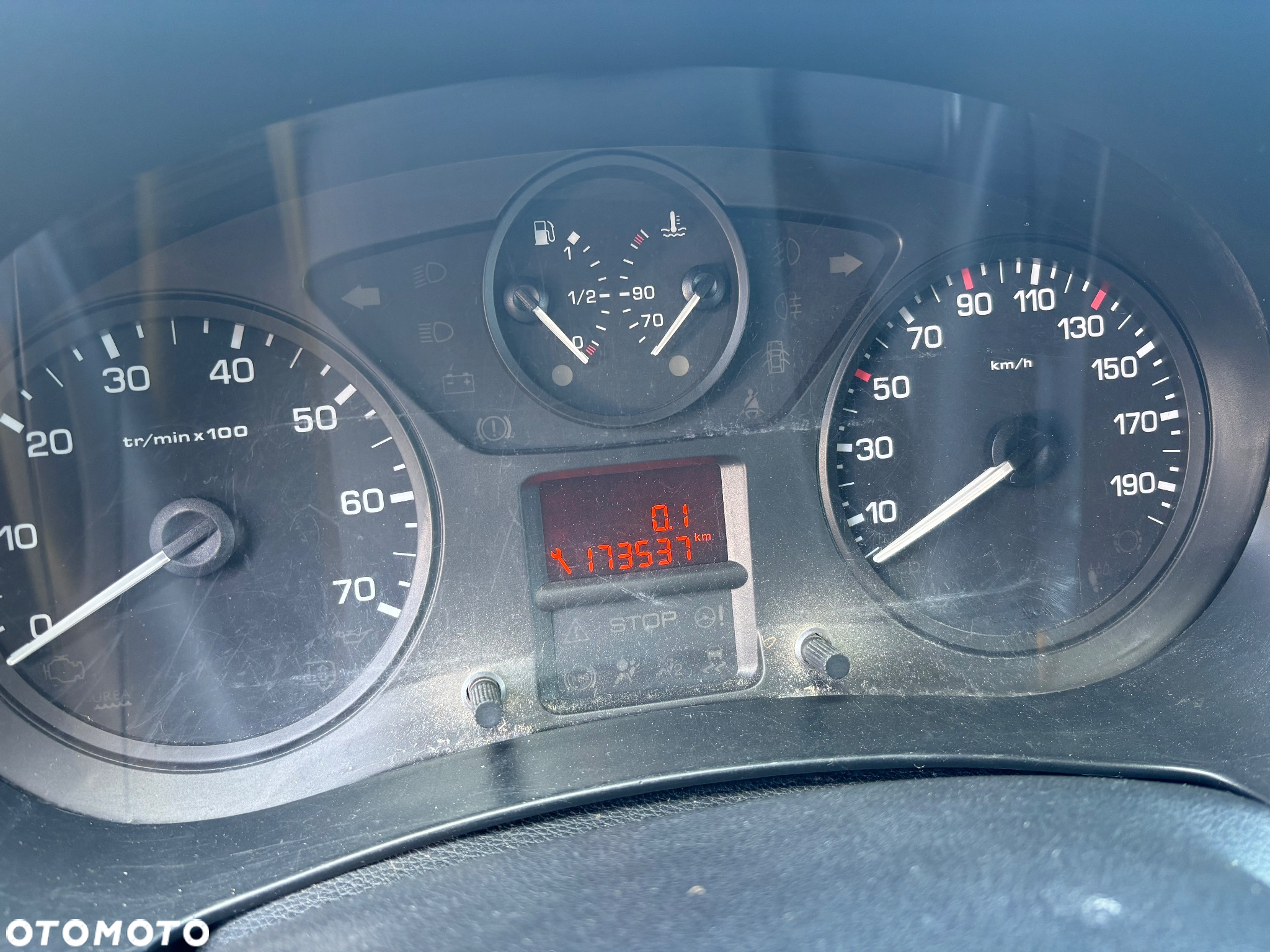Citroën BERLINGO - 10
