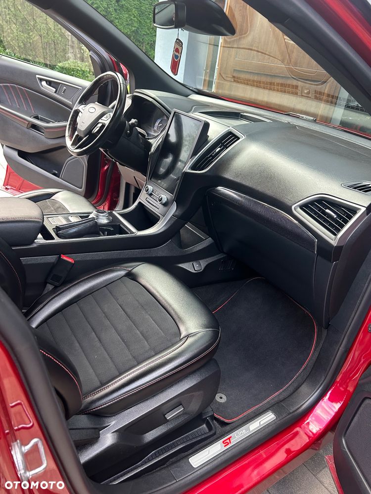 Ford Edge - 11