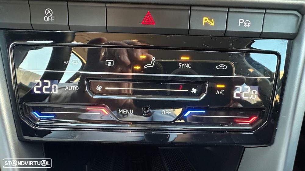 VW T-Roc 1.0 TSI Urban - 22