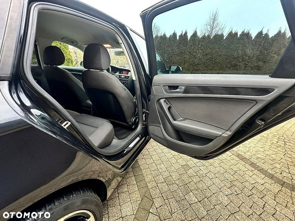 Audi A4 Limousine - 6