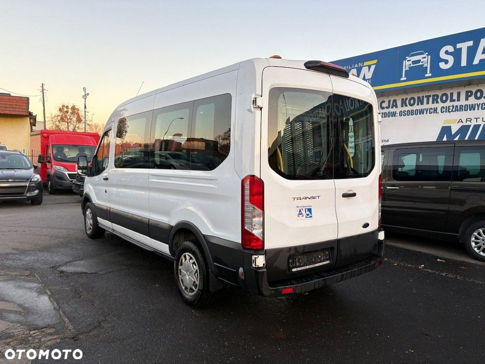 Ford Transit - 12