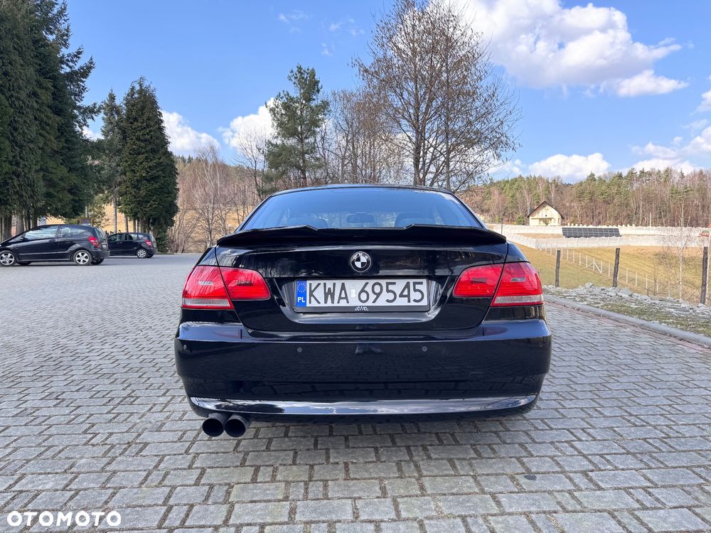 BMW Seria 3 325i - 8